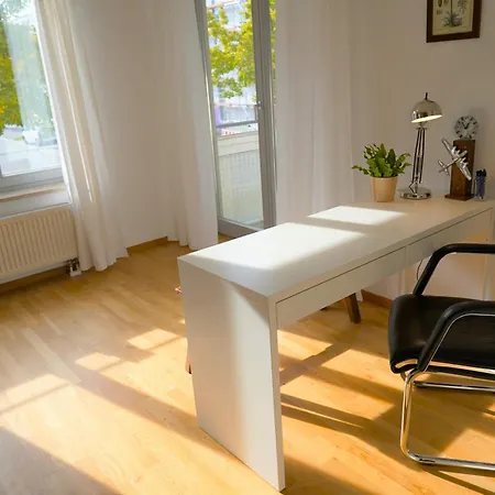 Apartment Fly Berlin Schoenefeld